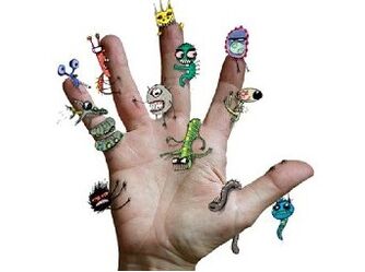 Dirty hands a source of infection with parasites
